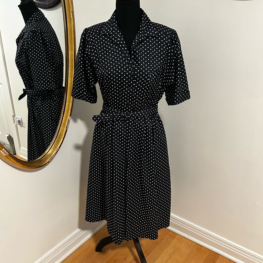 Blue and White Buttoned Midi Dress with Notched Collar